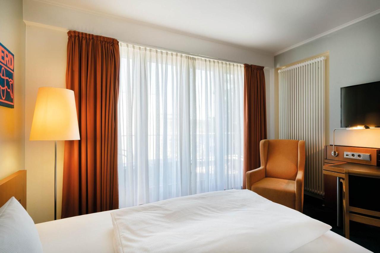 Seminaris Hotel Potsdam Griebnitzsee Exterior photo