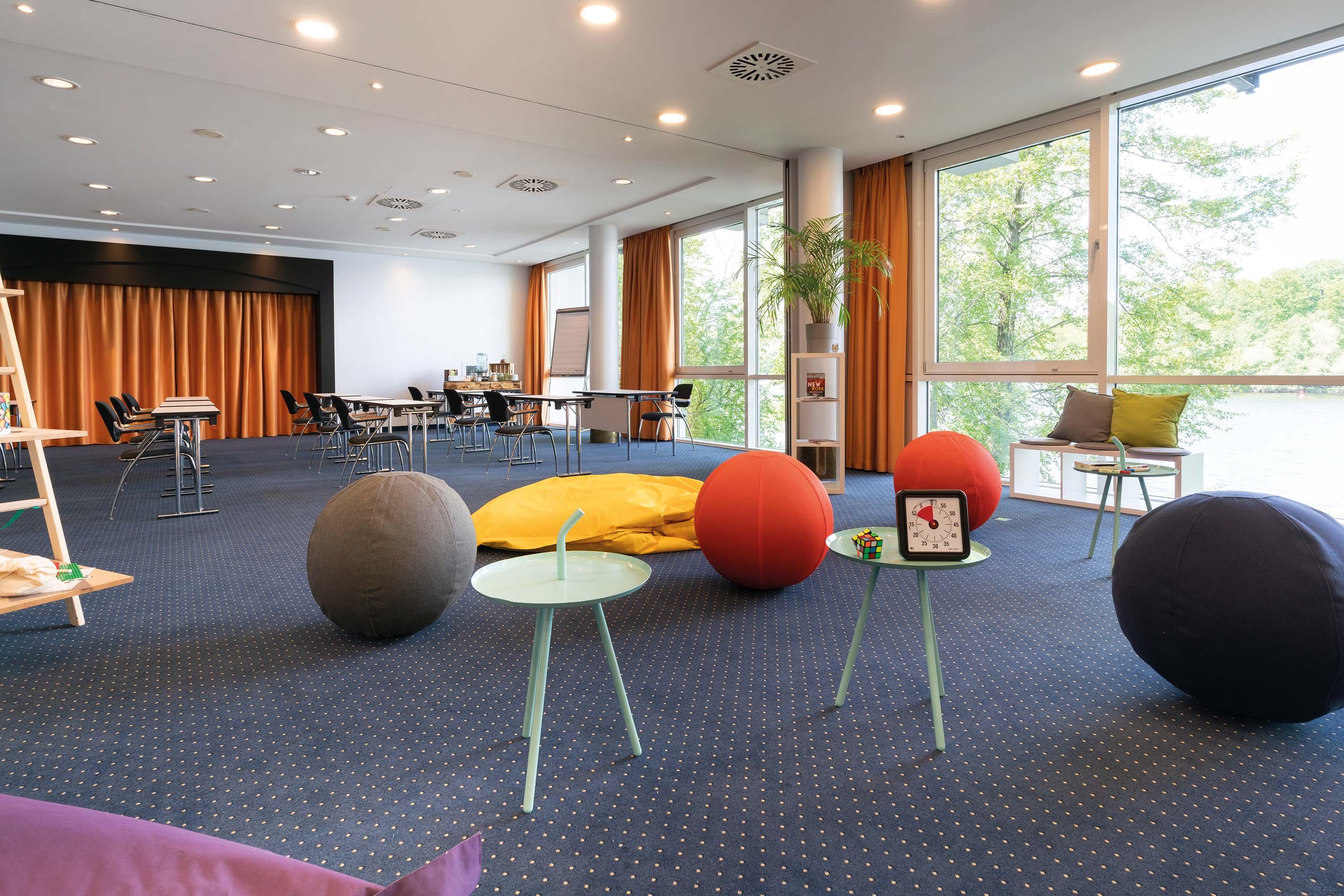 Seminaris Hotel Potsdam Griebnitzsee Exterior photo