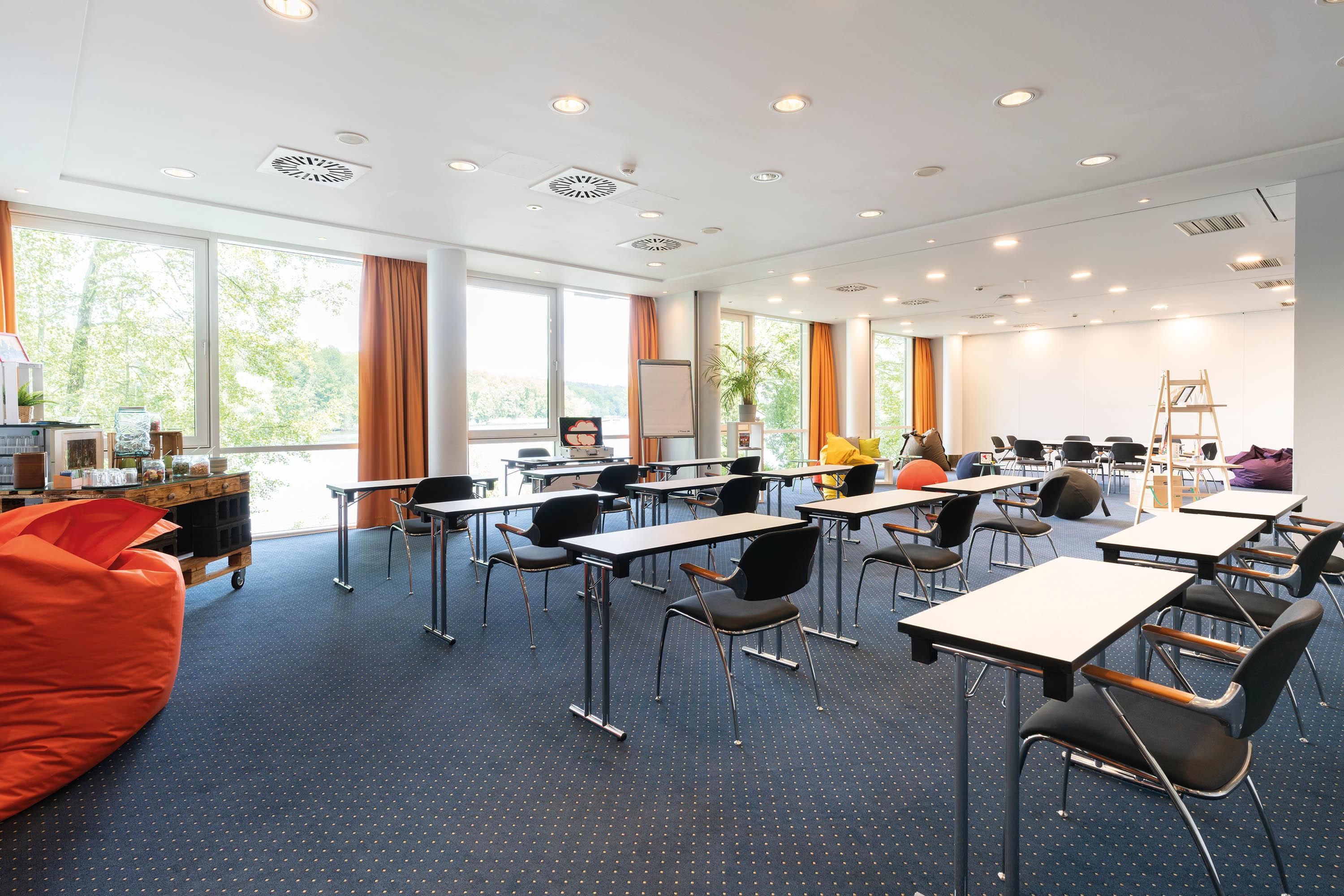 Seminaris Hotel Potsdam Griebnitzsee Exterior photo