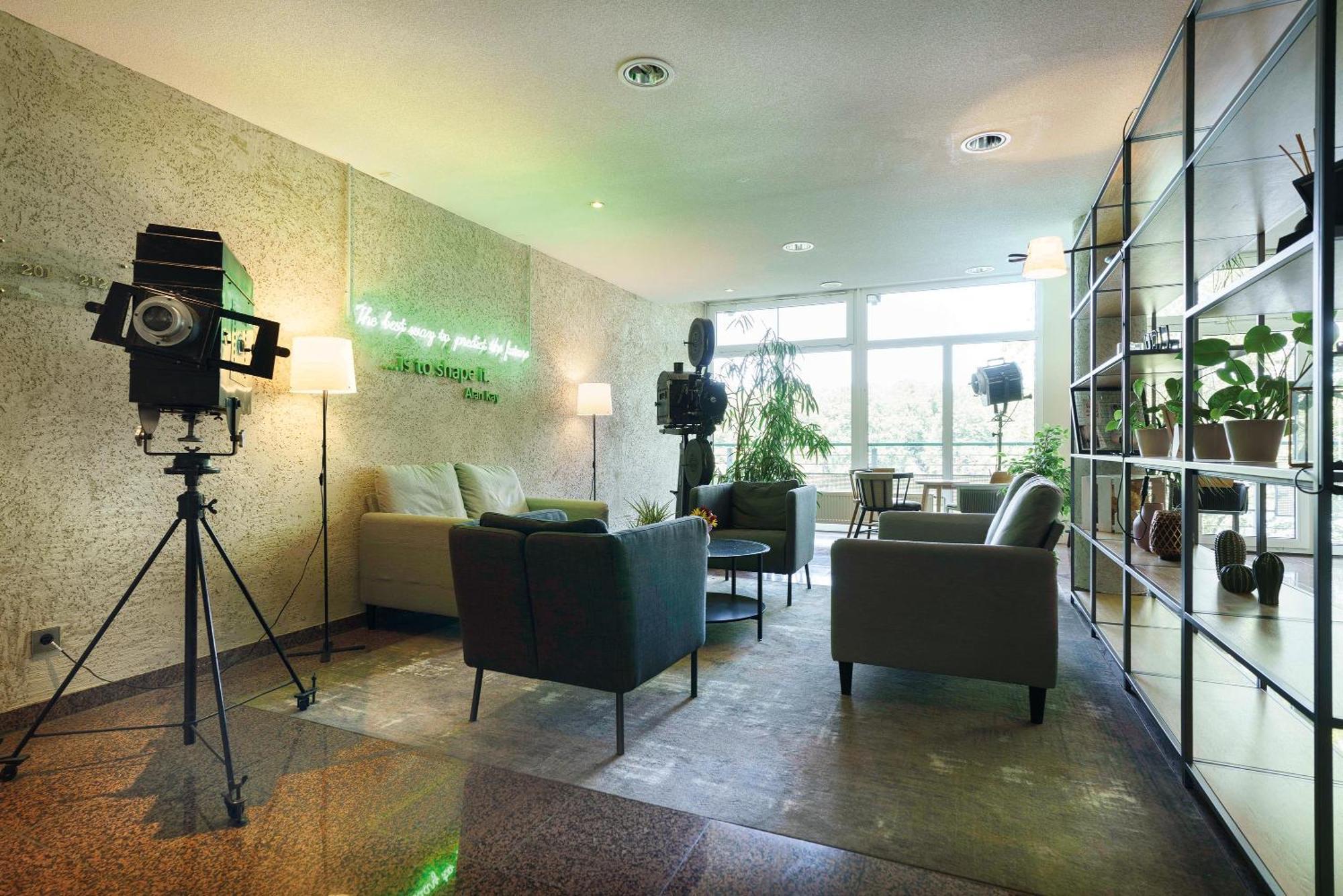 Seminaris Hotel Potsdam Griebnitzsee Exterior photo